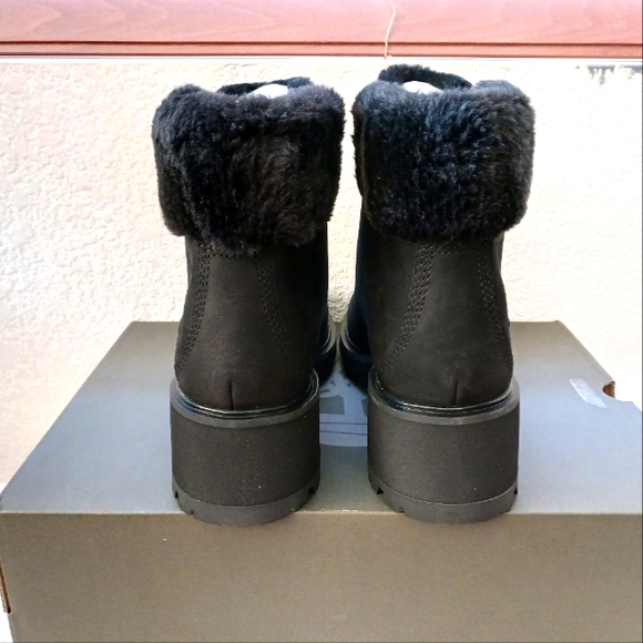 Timberland - Picture 2 of 4